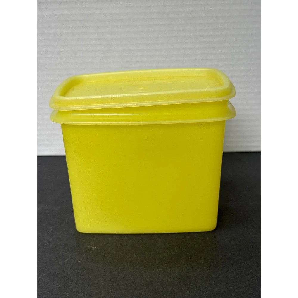 Vintage Tupperware Yellow Servalier Container with Lid 1243-8 Rectangular